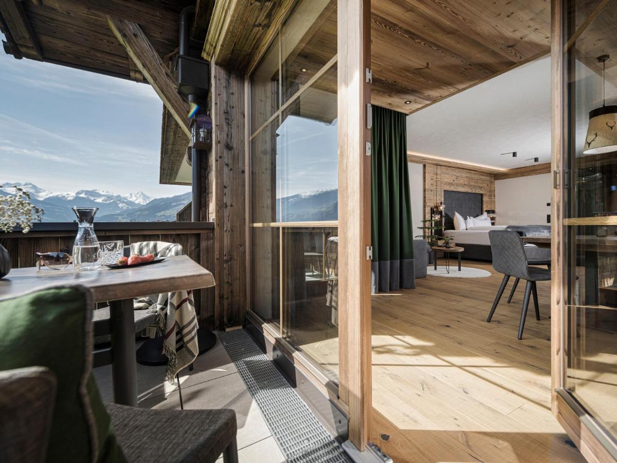 Aparthotel Stacherhof Fuegen Exterior photo